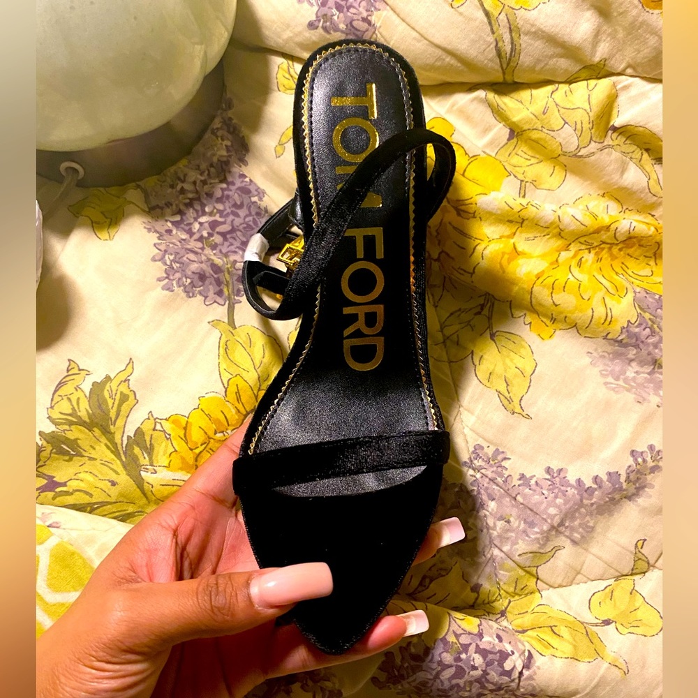 TOM FORD LOCK/KEY HEEL